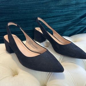 Black pointed Heels!🖤